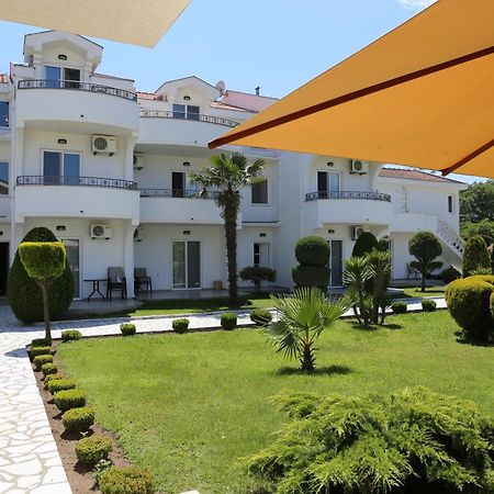 Hotel Comfort & Villas Donji Stoj Exterior photo