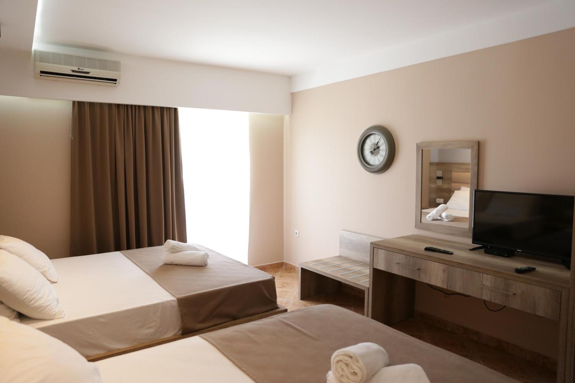 Hotel Comfort & Villas Donji Stoj Exterior photo